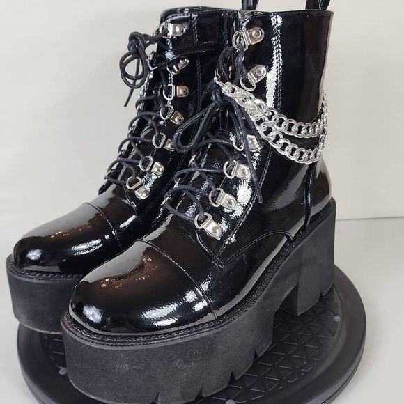 Talv Shoes Goth Black Chains & Buckle Platform Boots Women's Size 40 EU  / 10 US - Picture 6 of 10